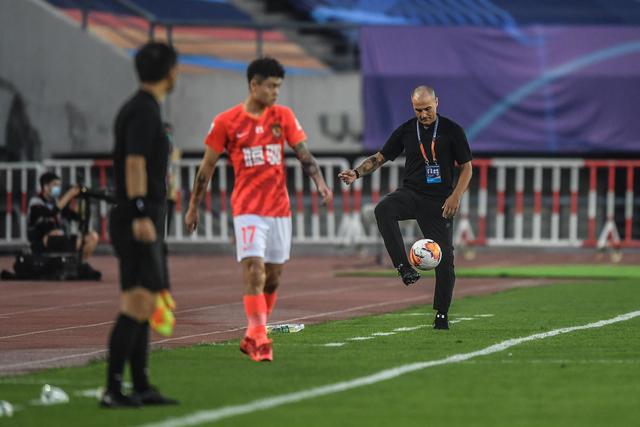 廖三宁：在国家队练的很苦 但收获也很大