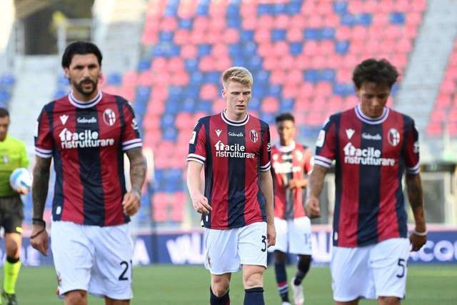 欧文25分独行侠终结雷霆4连胜 灰熊大胜马刺